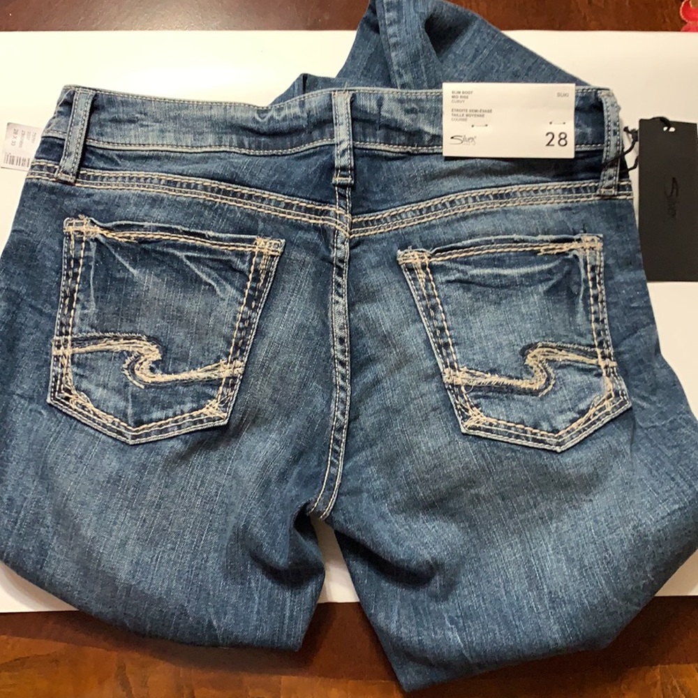 Silver Jeans - Picture 3 of 5